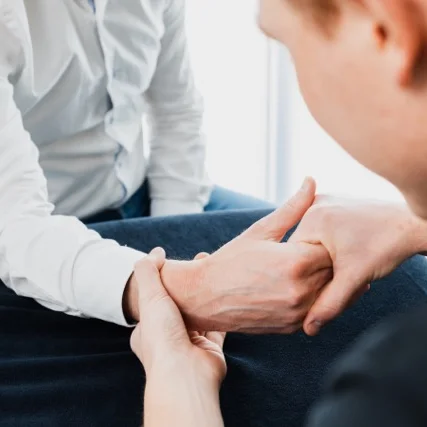 Handtherapie en polsfysiotherapie PMC in Balans in Zeeland en Zuid-Holland Rotterdam