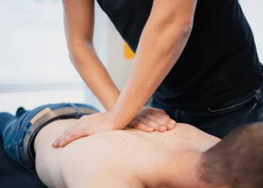Hernia-pijn aanpakken? Deze gerichte oefeningen helpen u vooruit!